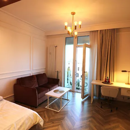 Deluxe Premium Studio Old Town - Free Minibar Bucharest Exterior photo